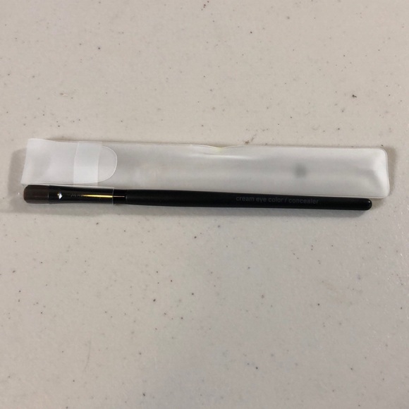 Mary Kay Other - Mary Kay Cream Eye Color/Concealer Brush Mary Kay Other - Mary Kay Cream Eye Color/Concealer Brush